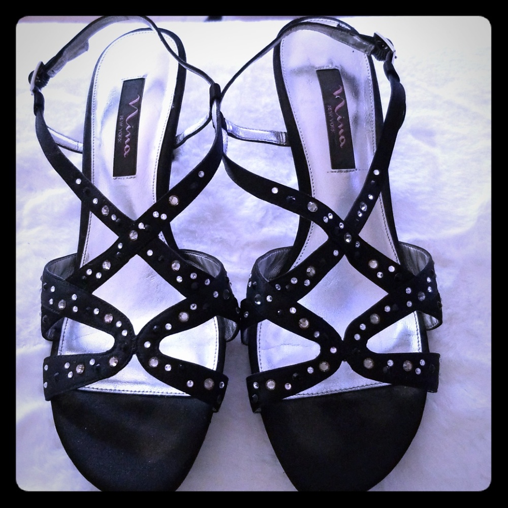 Black strappy sparkling sandal